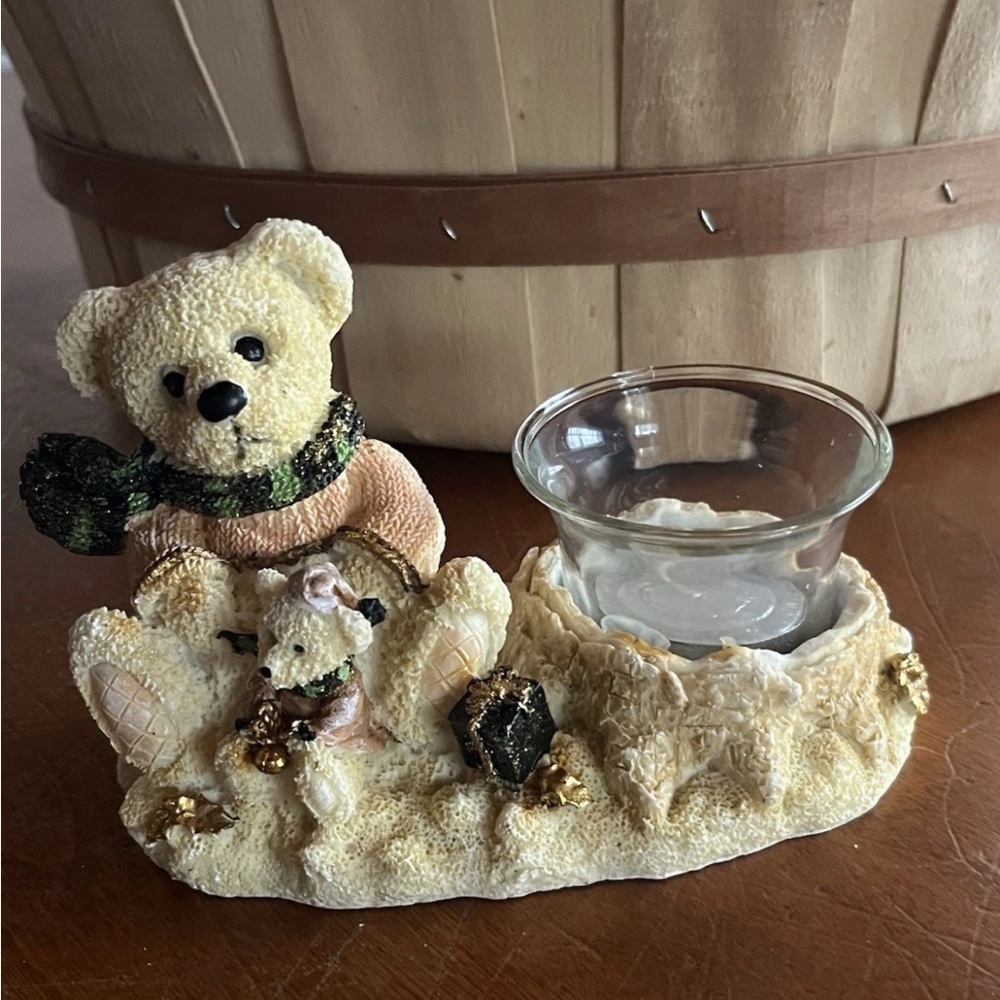 NEW BEARS CANDLE HOLDER POLYSTONE & 3 YANKEE CANDLE TEALIGHTS New in Box